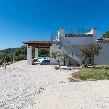 Del Cardo Con Piscina Porto Ottiolu